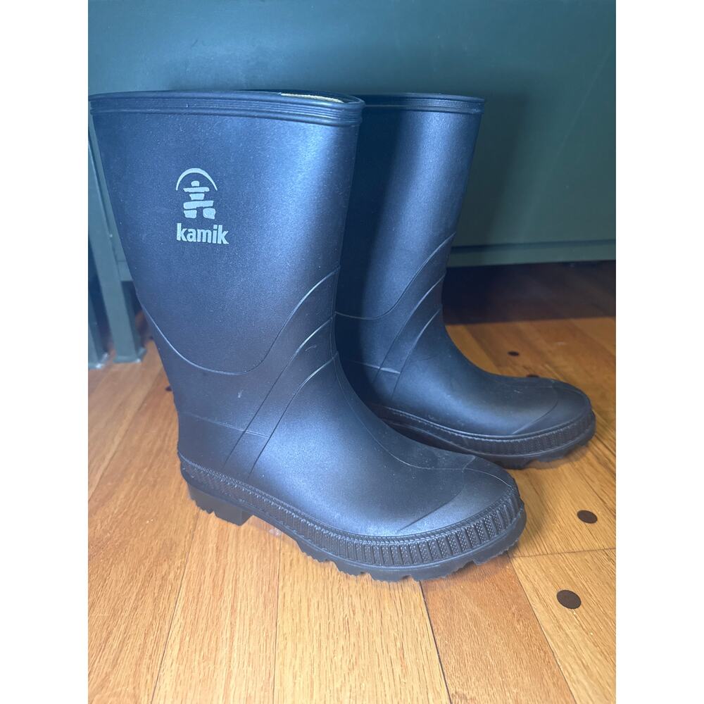 NEW Kamik Stomp Waterproof Rain Boots Youth Black Size 4 Unisex